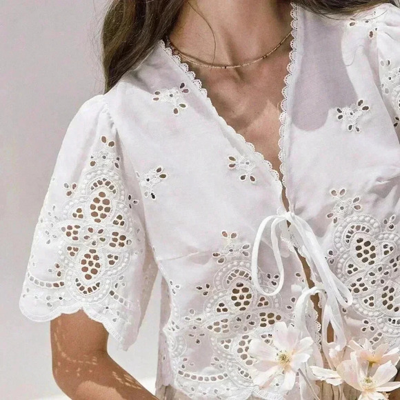 White Boho Women's Summer Ruffle Sleeve Embroidery Fabric Lace Up Short Top - Picture 2 of 6